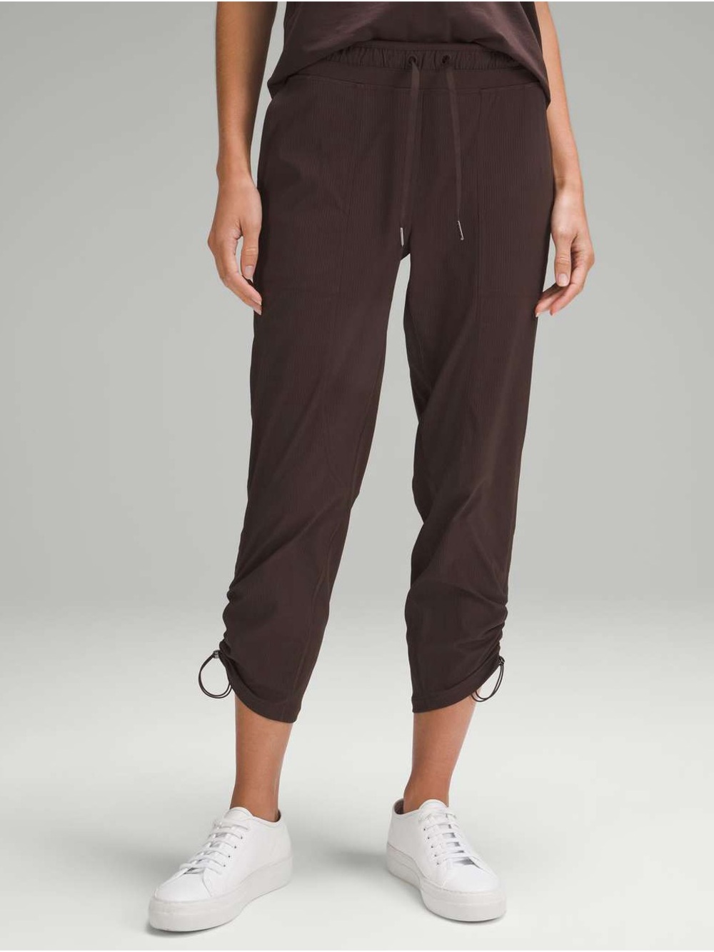 Lululemon Women’s Drawstring Cropped Studio Pants-Eggplant